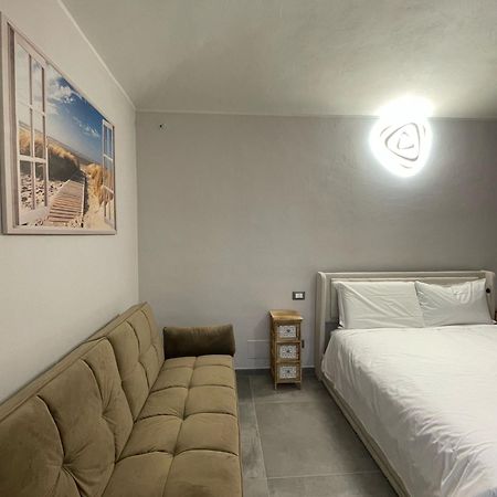 Airport Apartments Camera Relax San Maurizio Canavese Bagian luar foto